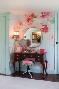 pink floral wall mural accent